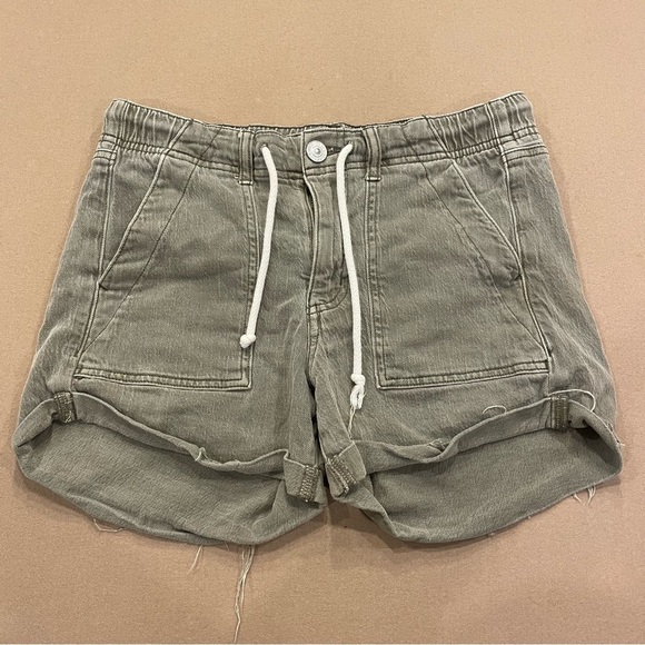 American Eagle Women’s Elastic Waist Drawstring Denim Shorts Army Green Size 4 - Picture 1 of 11